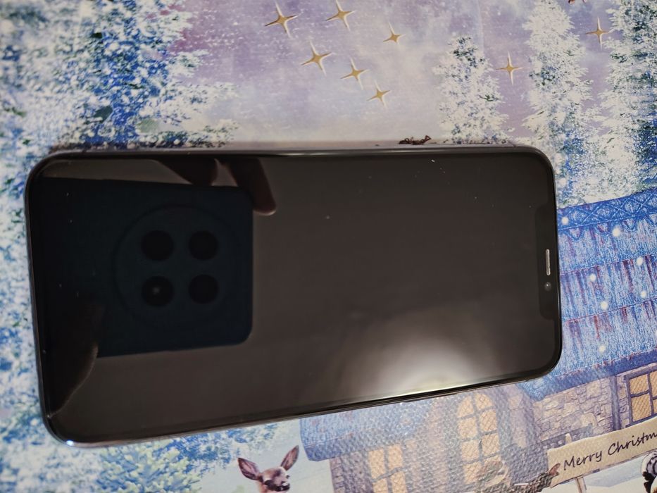 Vând iPhone 11 pro max