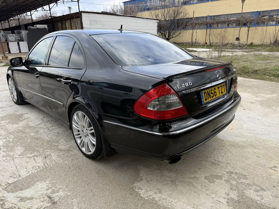 На части w211 Мерцедес Е320 Авангард / Ксенон / Нави