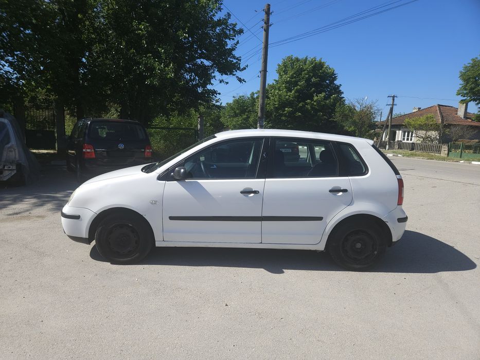 На части  VW Polo IV /9N.  1.2 /6V /54 к.с