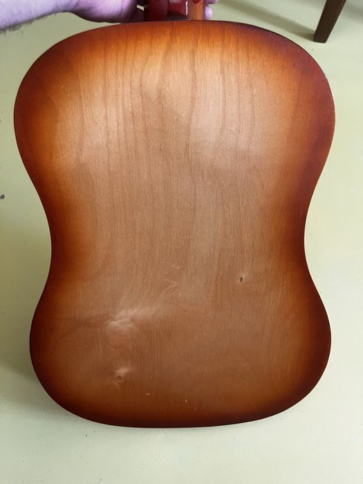 Гитара акустическая.