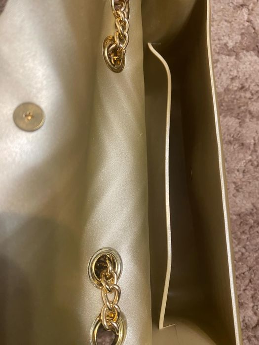 Нова чанта-златист цвят-gucci