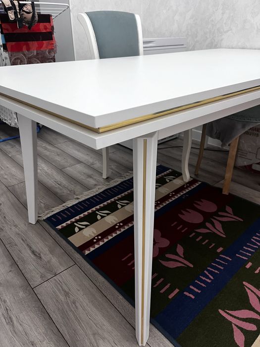 Стол отличного качества