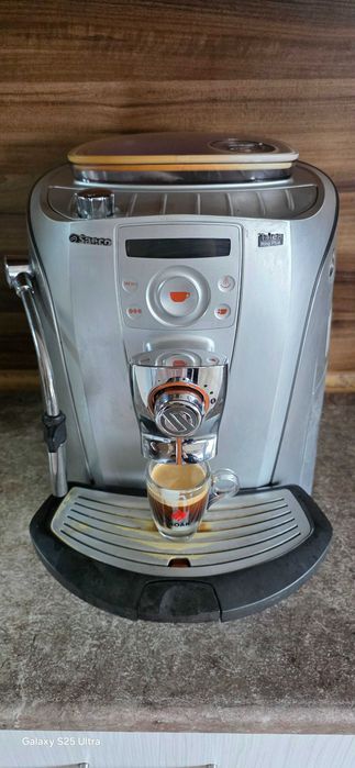 ПРОДАВАМ  кафемашина