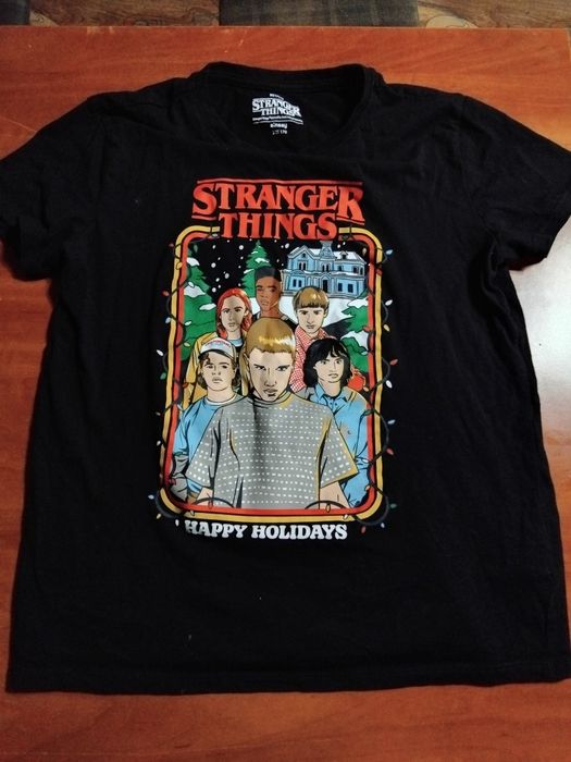 футболка очень странные дела