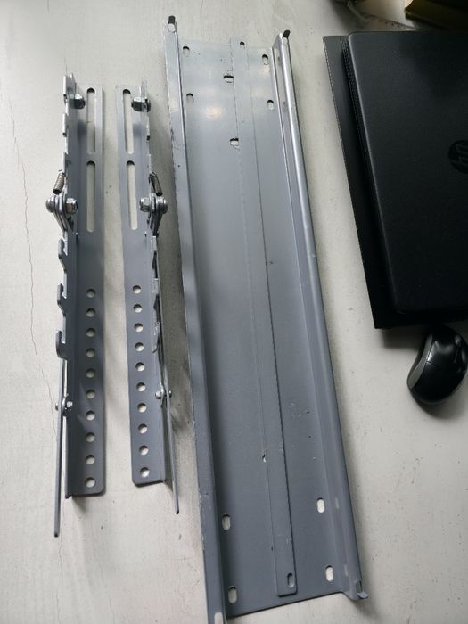 Настенное крепление для телевизора