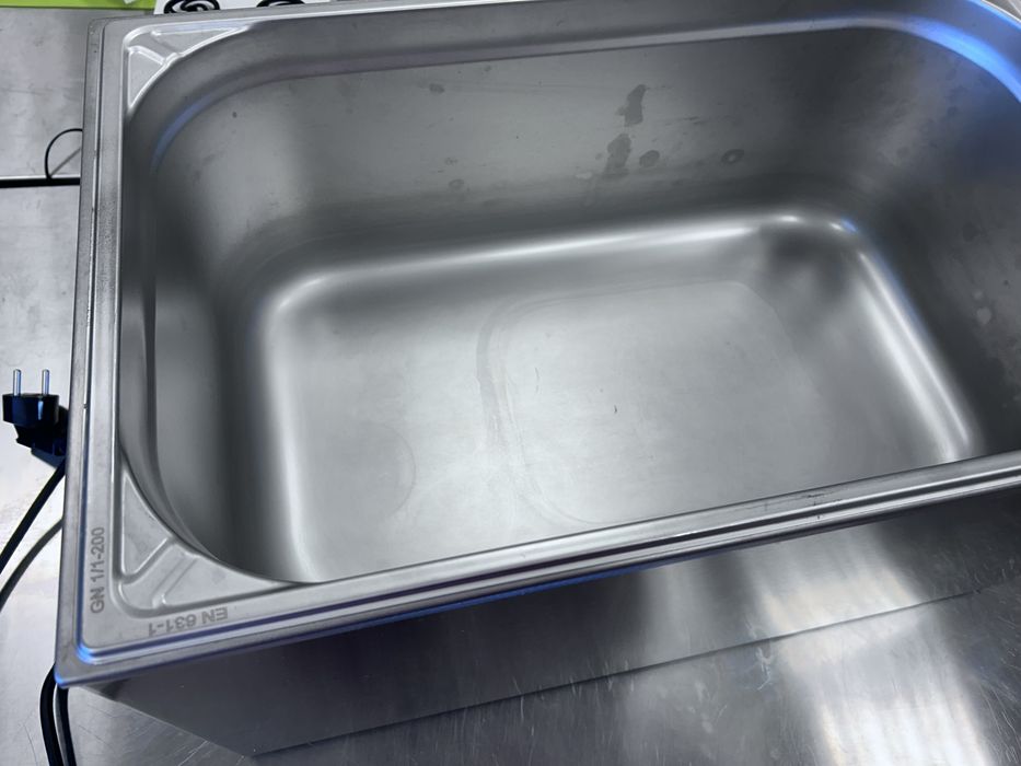 Бен Мари с кран за оттичане и съд 1/1 200мм, отлично състояние