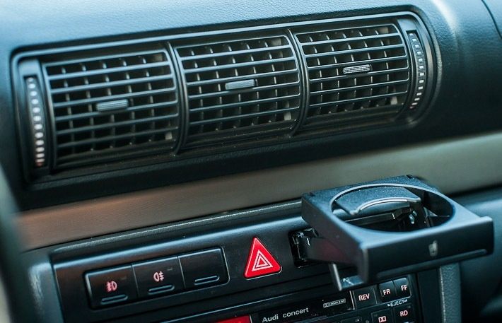 Ауди а4 б5 кнопки. Центральный дефлектор Passat b5. Дефлекторы на Ауди а4 б5. Дефлекторы печки Audi a4. Центральный дефлектор от Ауди а6