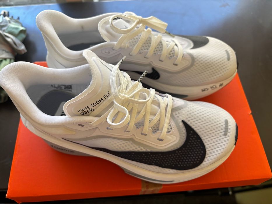 НОВИ Маратонки NIKE zoom fly 6