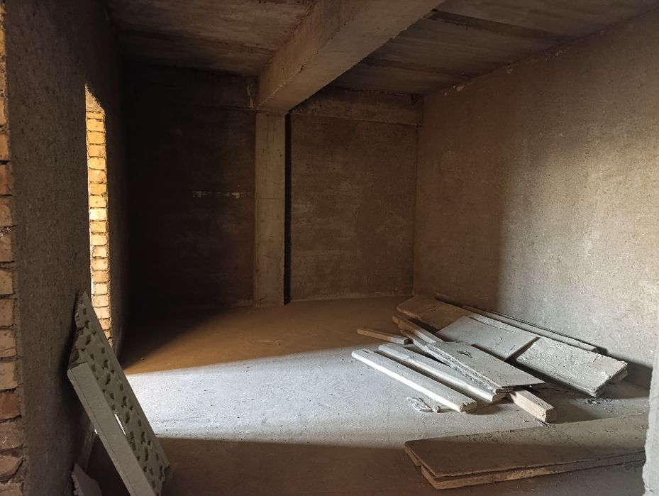 Олтин Самарканд, Гагарина, Рудакий