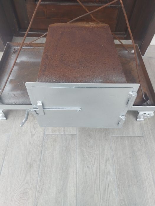 Picioare, plită, cuptor, sobă teracotă