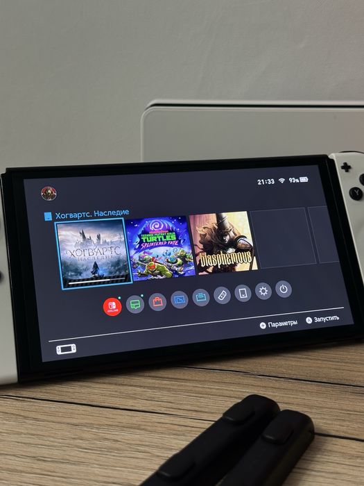 Продам Nintendo Switch OLED | Нинтендо Свитч ОЛЕД 3 игры