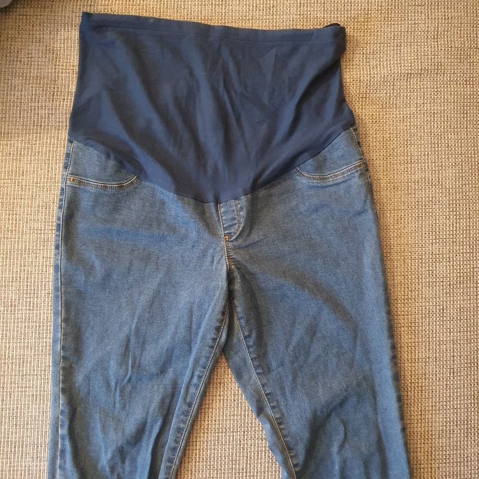 Pantaloni de gravide
