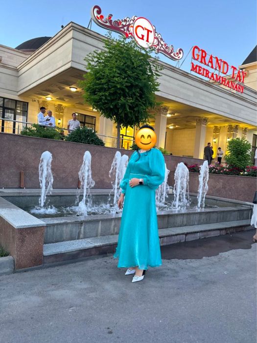 Продам вечерние платья