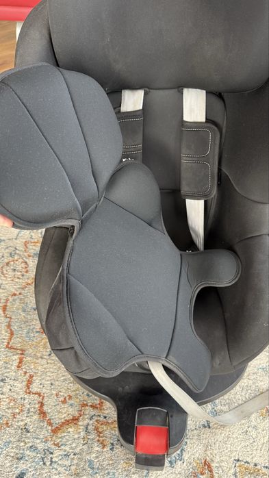 Scaun auto Britax Römer Dualfix i-SIZE