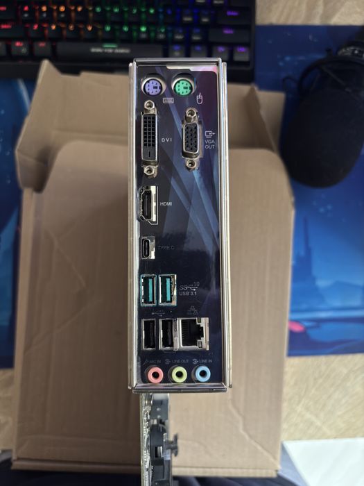 Vand kit placa de baza+procesor