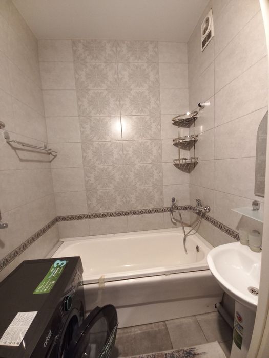 Аренда 3/2/9 Корасарой , Golden House