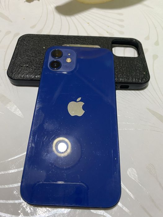 Айфон 12 64гб Емкост 77