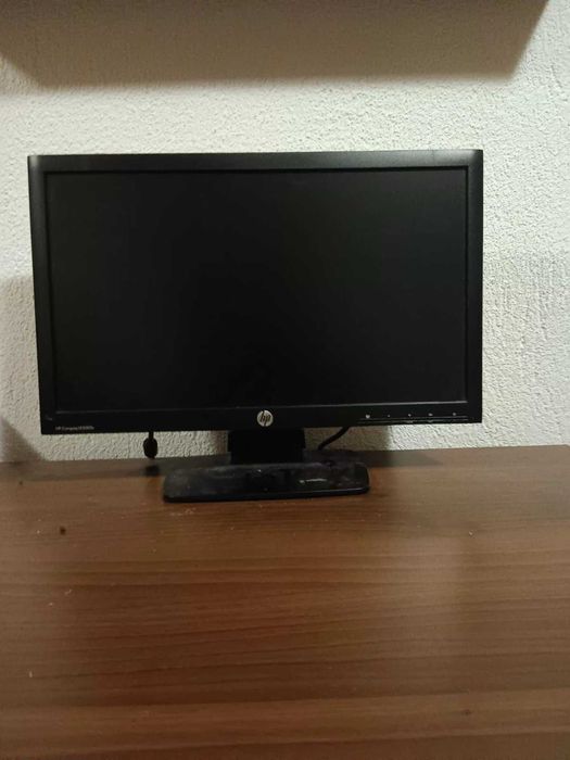 Компютър+монитор+клавиатура и мишка