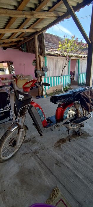 Vând scuter electric