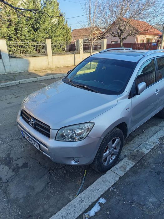 Vând Toyota RAV4  diesel an 2007 CC 2200 136 CP