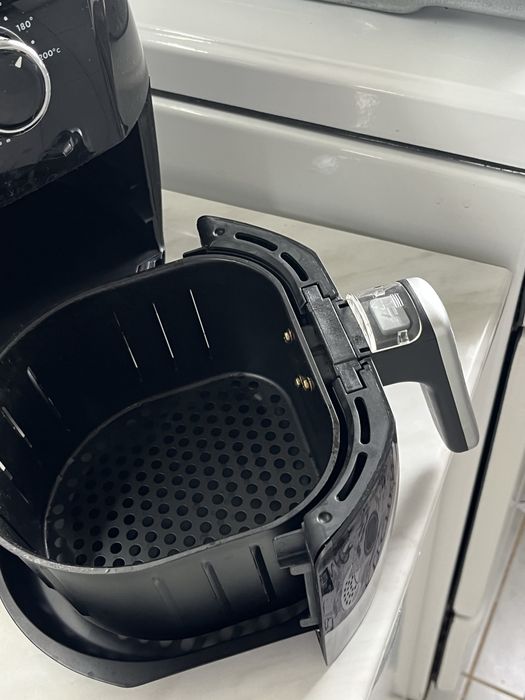 friteuza cu aer cald,air fryer