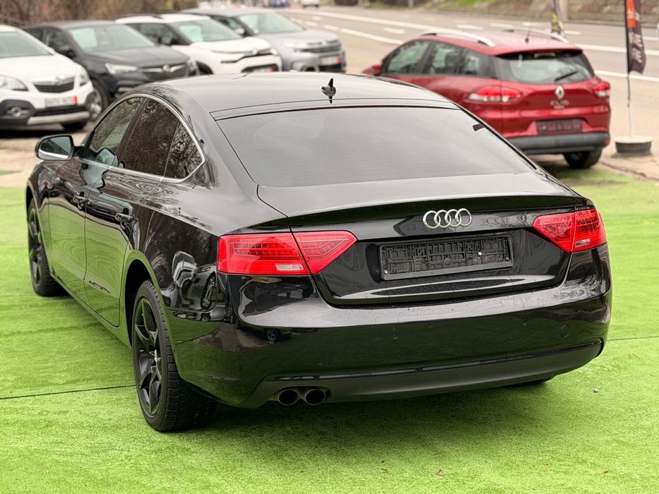 Vand Audi A5 2013