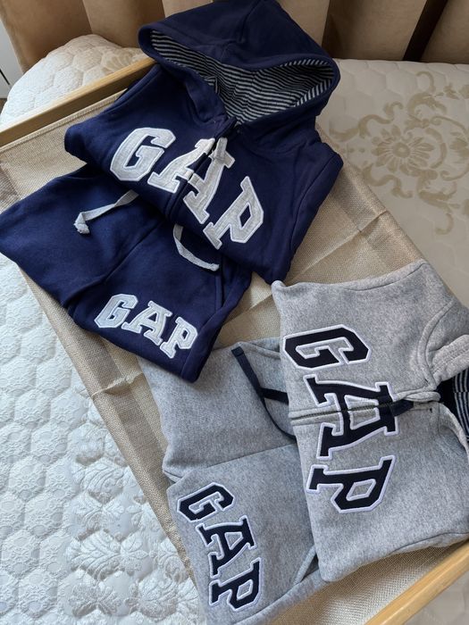 Детская спортивка GAP