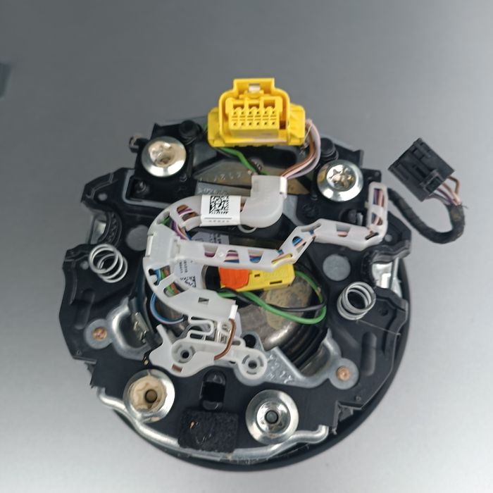 Аербега за волана на Фолксваген Поло GTI 2018g