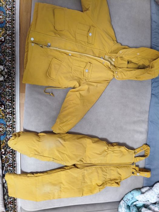 Продаю куртку осень зима