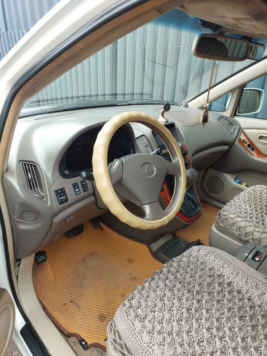 Lexus RX300,2000 г.в.