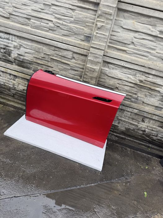 Usa stanga fata tesla model s