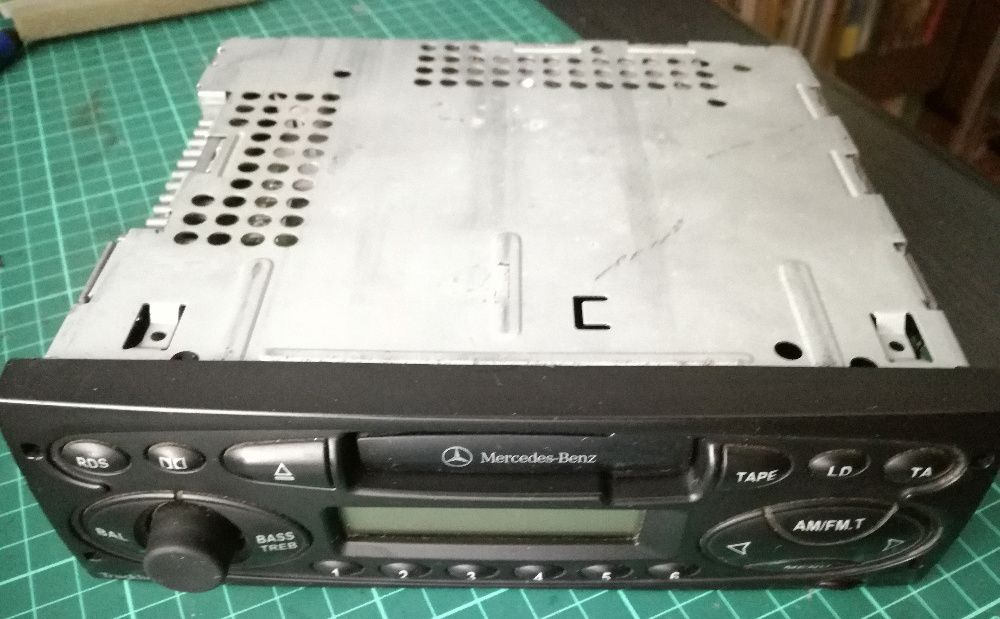 Radiocasetofoane auto si EQ