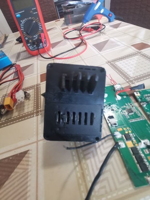 Батерия иПлатки от батерии за тротинетки и ел велосипеди 36в