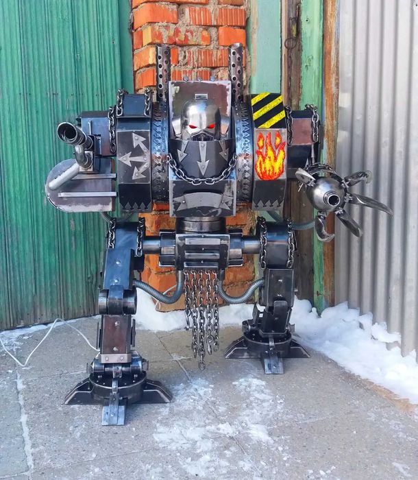 Робот, декор в интерьер.