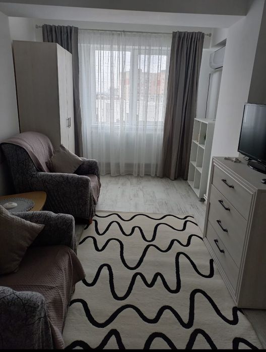 Garsoniera de închiriat