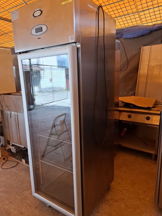 Frigider inox cu geam