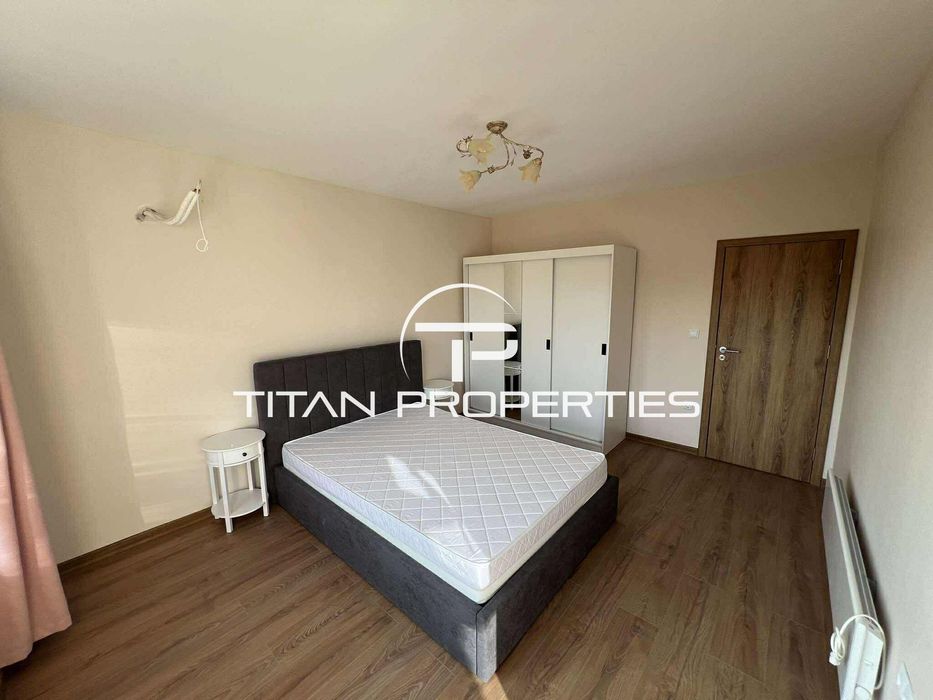 Дава се под наем Тристаен апартамент в Варна, Център - 104 кв.м за 1380 € - Снимка #8