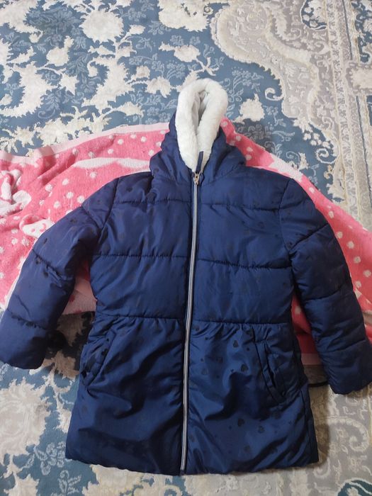 Продам куртку с комбинезоном на девочку