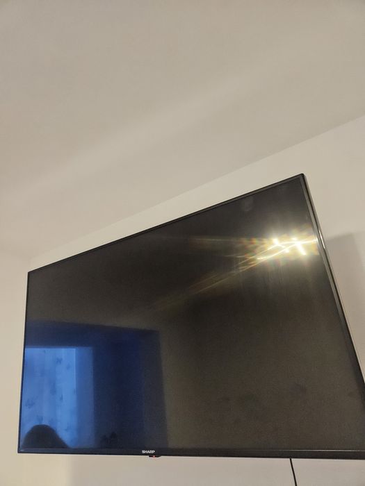 Vand TV SHARP - smart 108