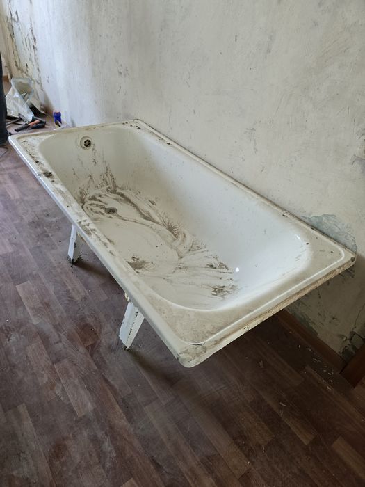 Продам акриловую ванну!