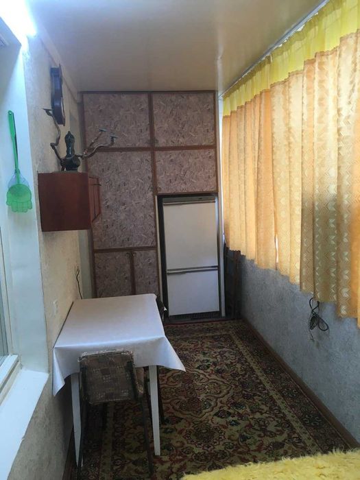 Сдается семейным 2 комнатная квартира,балкон 12кв как третья комната.