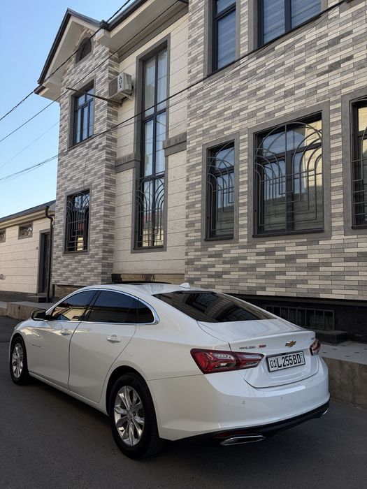 Malibu Primier Full idealniy holatda