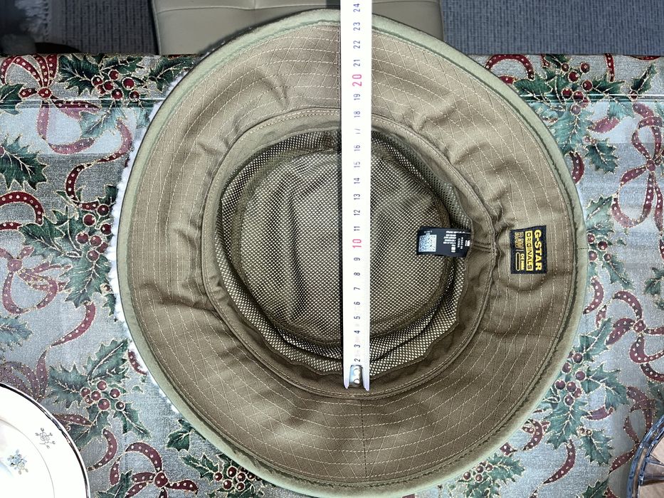 Продавам шапка G-STAR