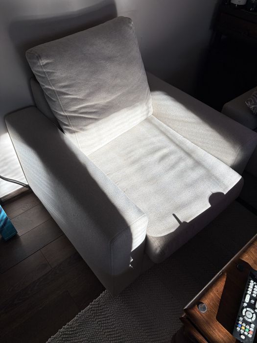 Диван с гарнитура на 1 година