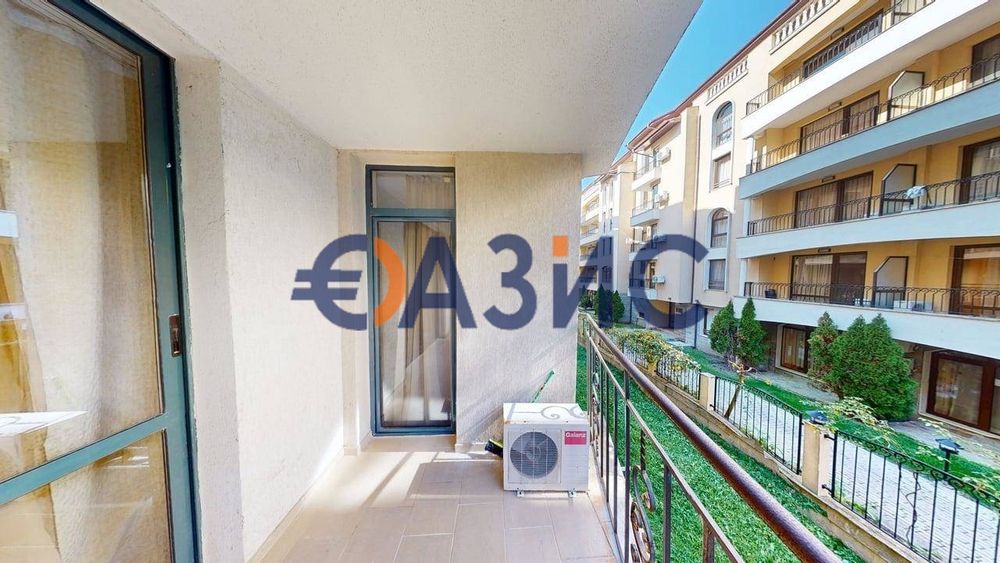 Продава се Двустаен апартамент в к.к. Слънчев бряг - 63 кв.м за 559 €/кв.м - Снимка #14