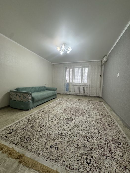 мкр Кунаева 3-комн кв 2 этаж