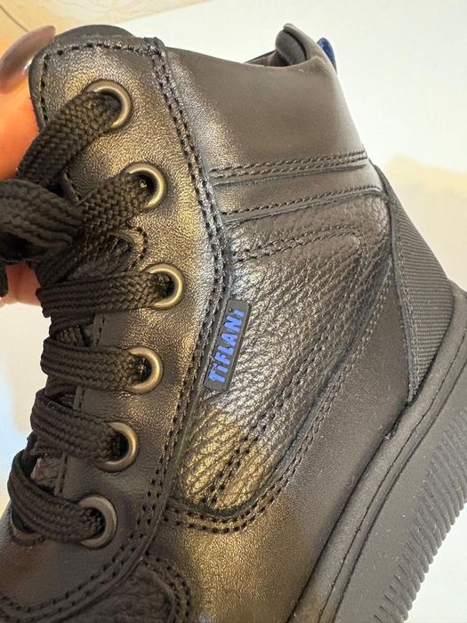 Продам ботинки на мальчика