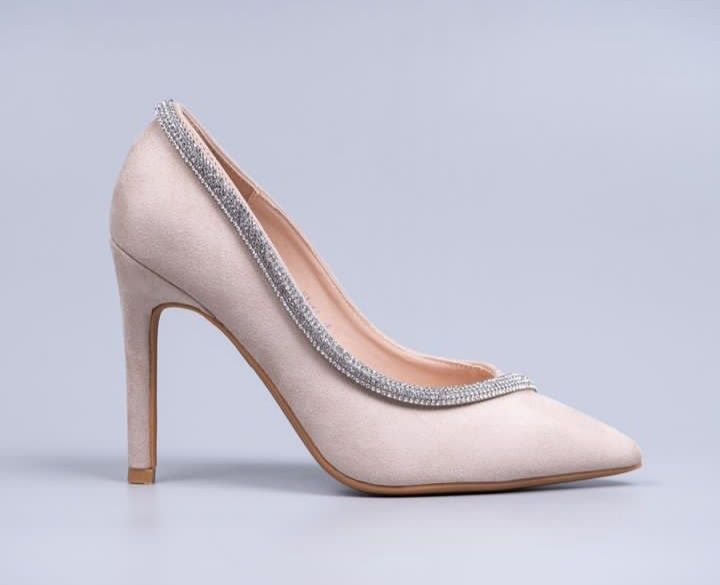 Срочно продам туфельки