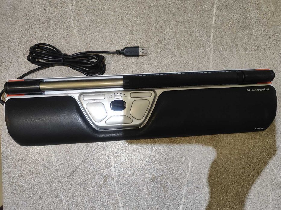 Ергономична мишка