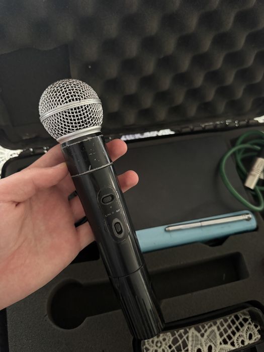 Set Microfon Wireless Shure + Receiver VHF Diversity